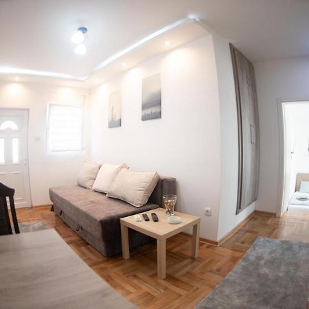 Apartman Tea 2 Belgrad Zewnętrze zdjęcie
